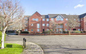 Photo 13- click for photo gallery